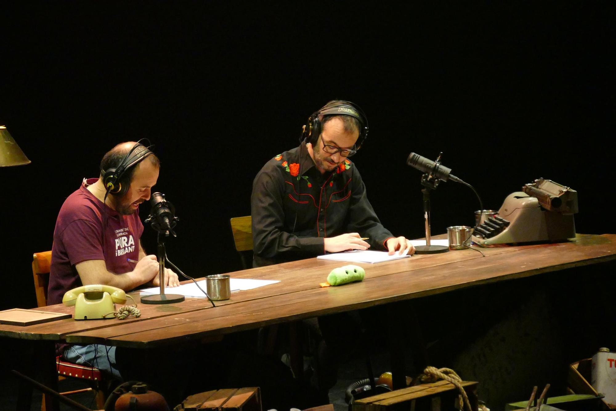 Les rialles entren al Búnquer del Teatre El Jardí de Figueres