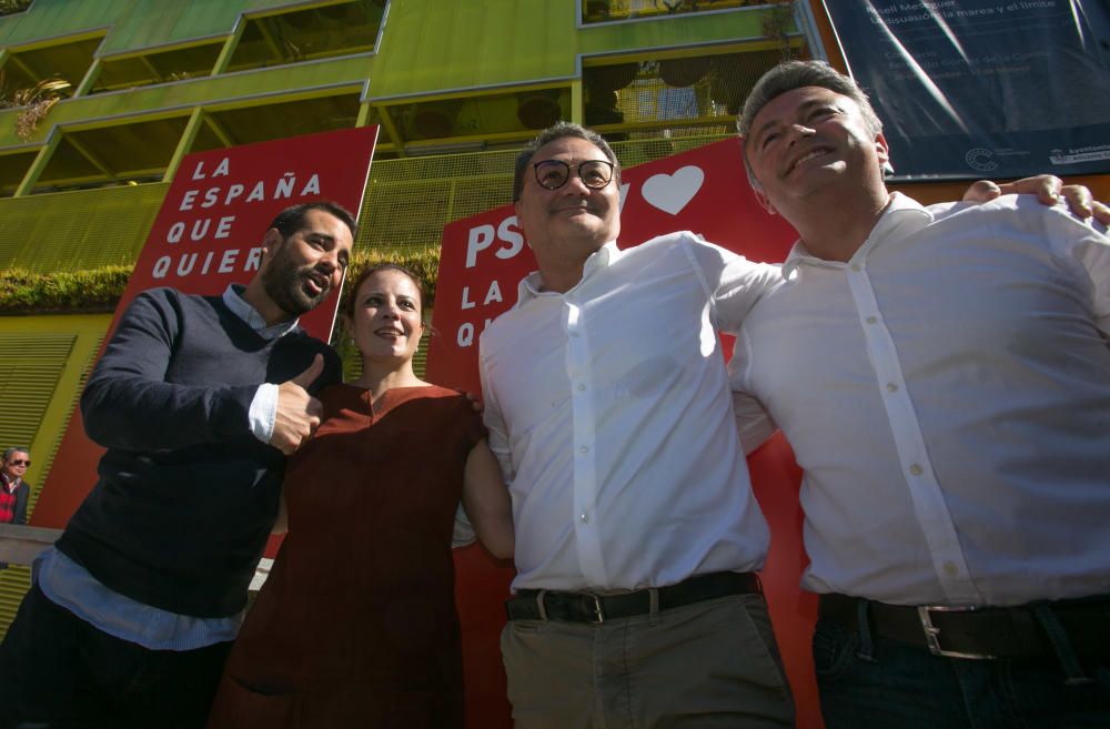 Más de 200 personas asisten al acto de precampaña de Francesc Sanguino celebrado en Las Cigarreres y al que ha asistido la la vicesecretaria general del PSOE, Adriana Lastra