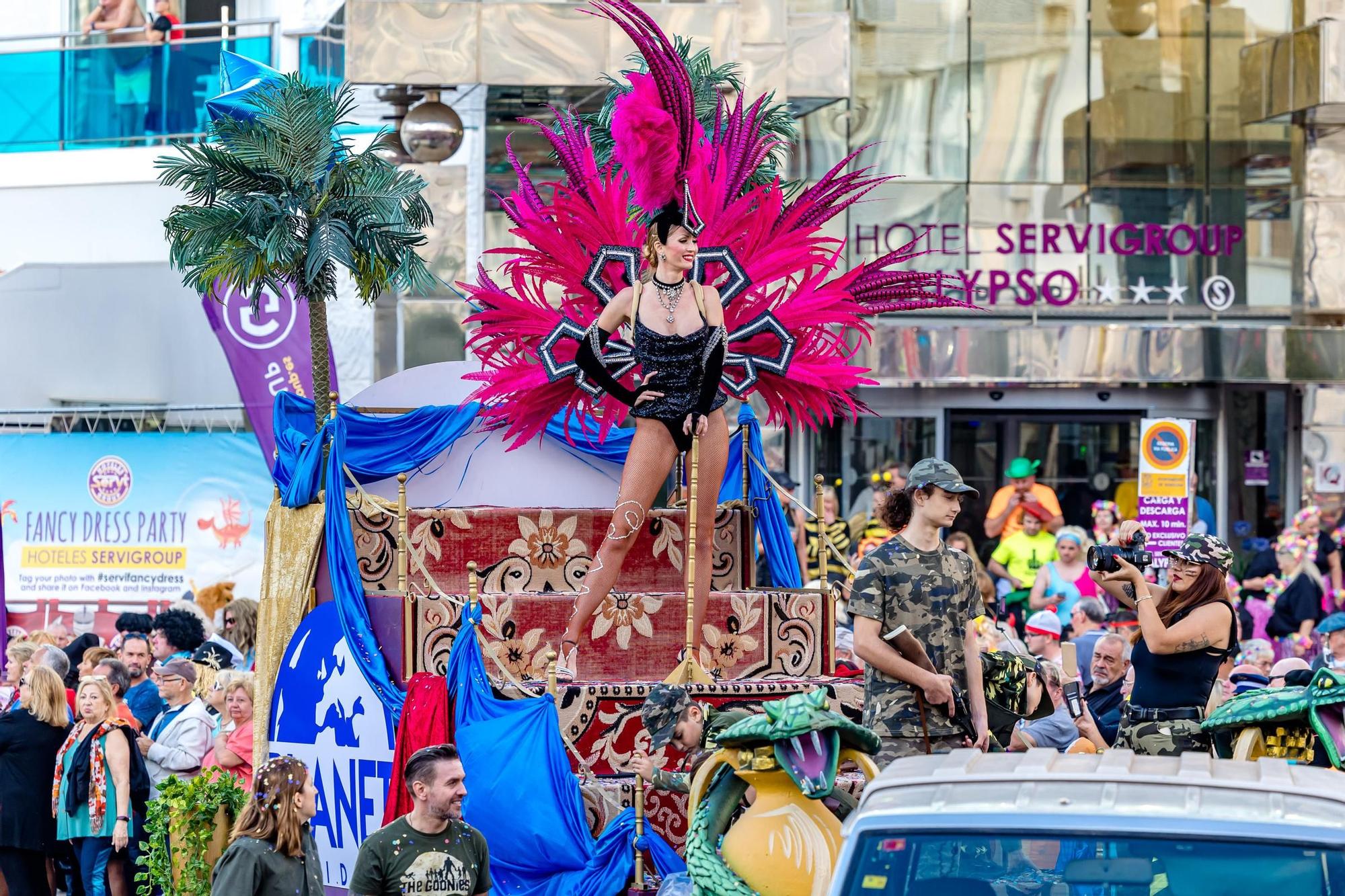 Así celebran los británicos la Fancy Dress Party 2023 en Benidorm