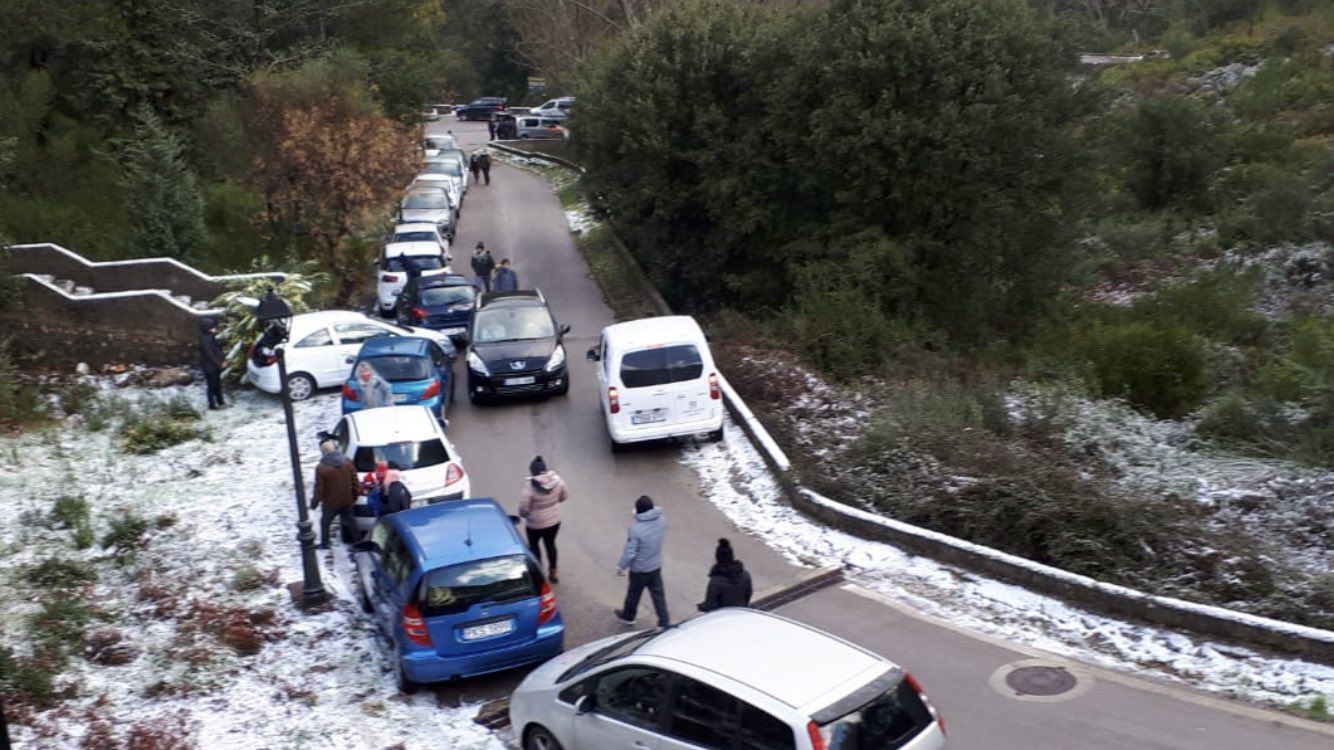 Caos en Escorca para ver la nieve