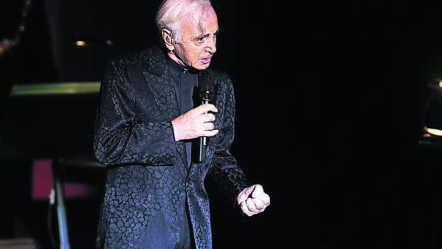 Aznavour: &quot;Ahora se busca el éxito rápido, el largo plazo no interesa&quot;