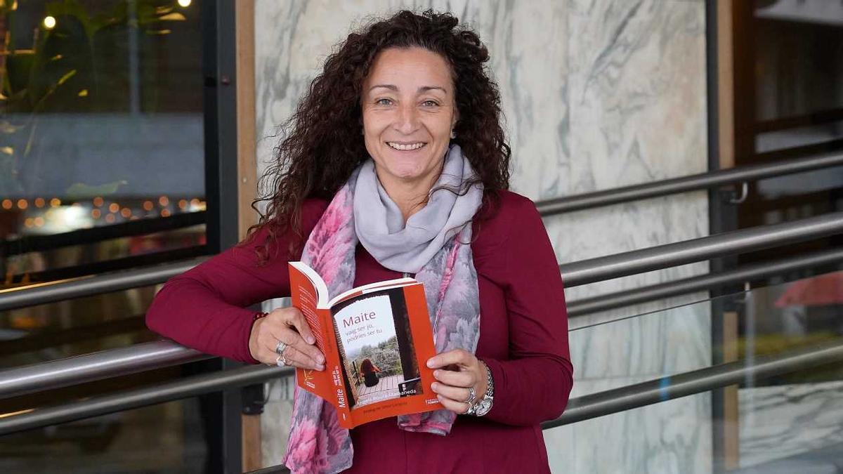 L’autora del llibre, Àngels Roura Massaneda.