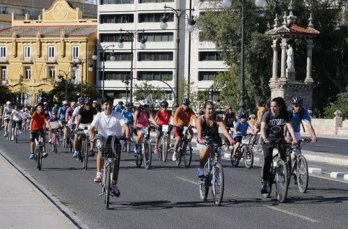 Búscate en nuestra galería del 'Día de la Bicicleta'