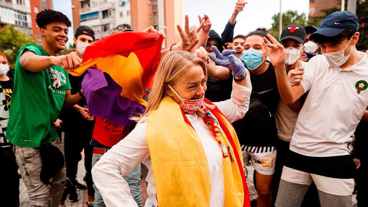 Un amplio dispositivo policial frena la décima noche de protestas en Madrid.