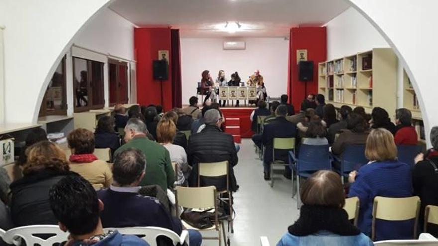 Una de las actividades que se han celebrado en la biblioteca.