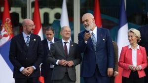 El Presidente del Consejo Europeo, Charles Michel, el Canciller alemán Olaf Scholz, el Primer Ministro de Albania, Edi Rama, y la Presidenta de la Comisión Europea, Ursula von der Leyen.