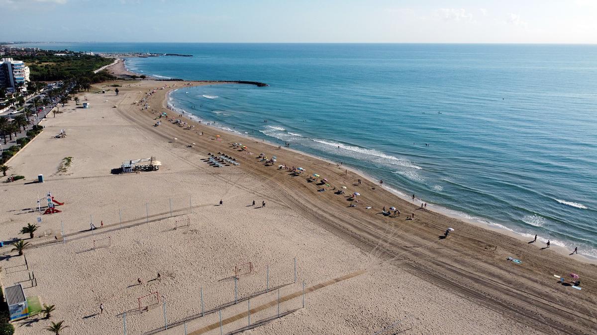 Playa del Port de Sagunt.