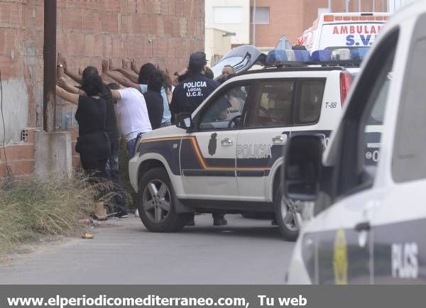 GALERÍA DE FOTOS - Espectacular redada policial en el barrio la Unión