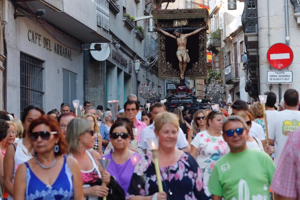 Pasión infinita por el Cristo de la Victoria en Vigo