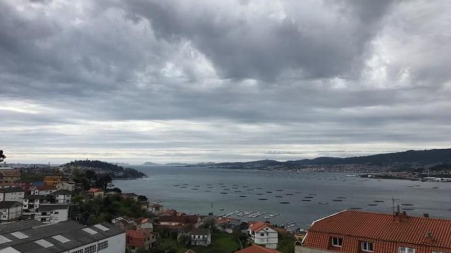 Vista de la Ría de Vigo esta tarde. // M. Q.