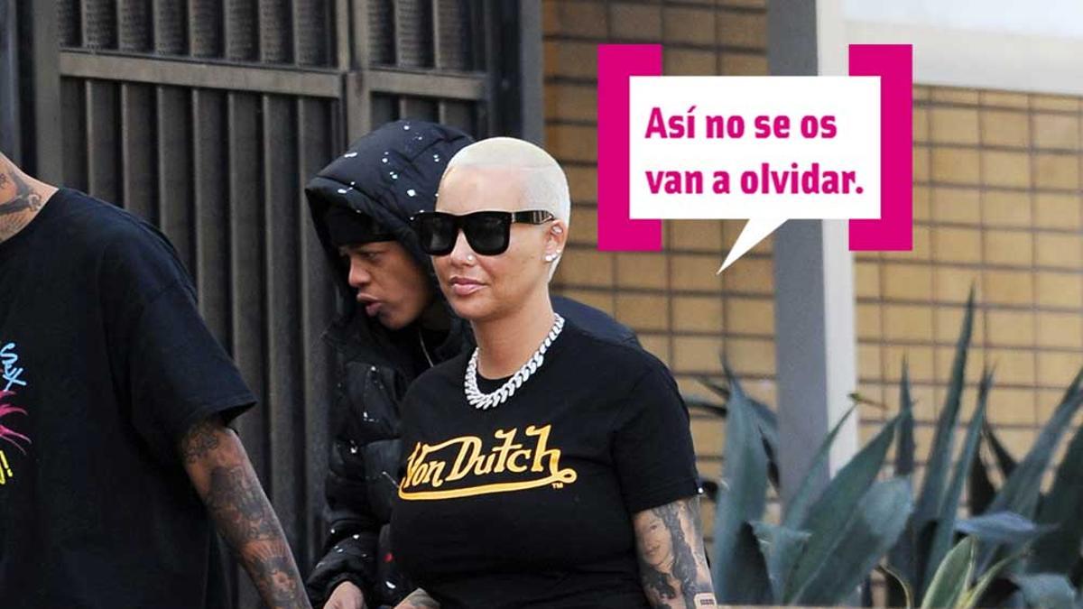 Amber Rose con bocadillo Cuore