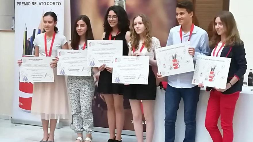 Dos alumnos del IES Los Alabares copan los premios de relatos cortos de Coca Cola