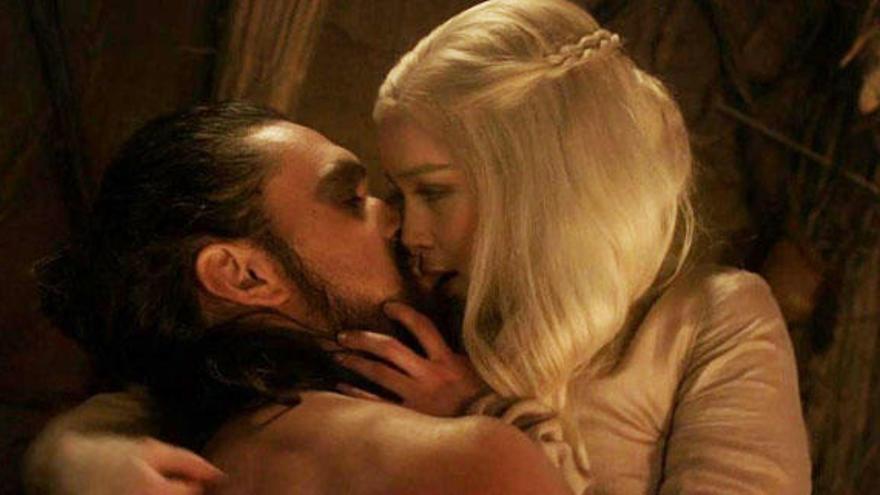 Una escena de Daenerys y Khal Drogo.