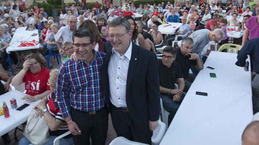 Jorge Rodríguez y Ximo Puig, en un acto de partido en Ontinyent. Foto: Perales Iborra.