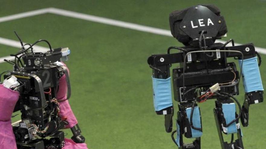 Los robots se entregan al deporte rey