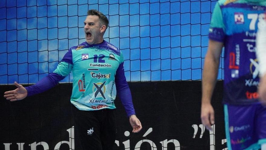 El Cajasol Ángel Ximénez se juega media permanencia ante el Bada Huesca en un duelo al límite