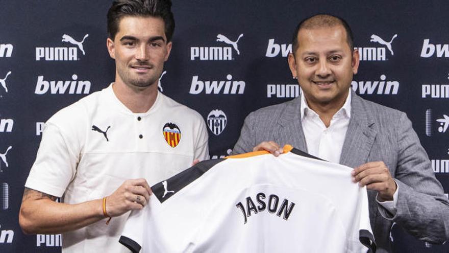 Mensaje del presidente del Valencia CF sobre los fichajes