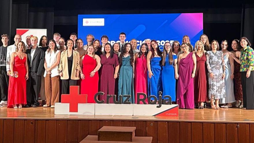Cruz Roja celebra la graduación de sus 126 estudiantes de Formación Profesional en A Coruña