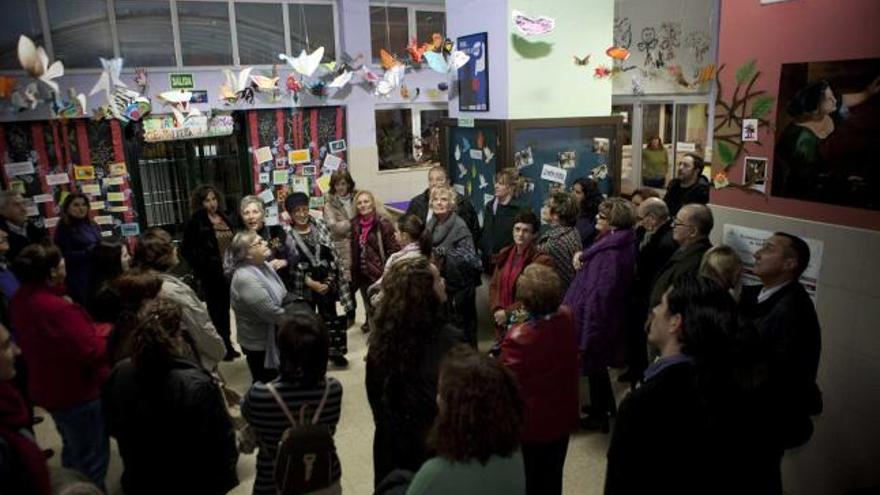 La visita al IES Cuenca del Nalón celebrada ayer por la tarde.