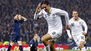 bgasulla7297777 italy s luca toni celebrates after scoring during 160504151733