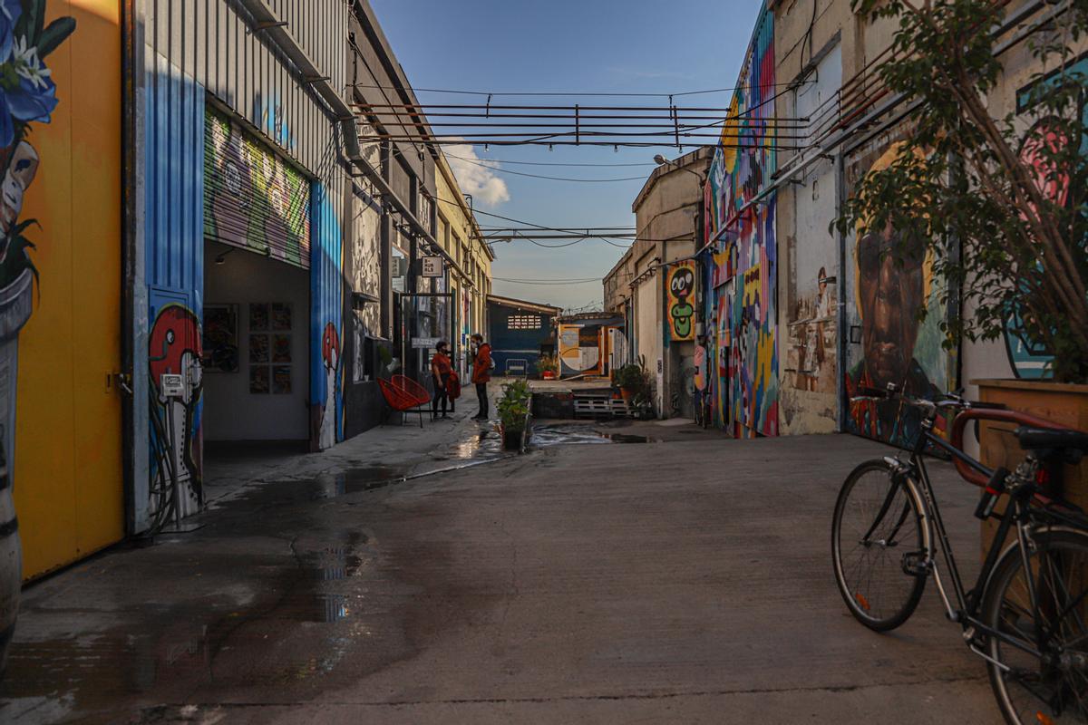 Fotografía de archivo de la exposición B-MURALS en la Nau Bostik de la Sagrera