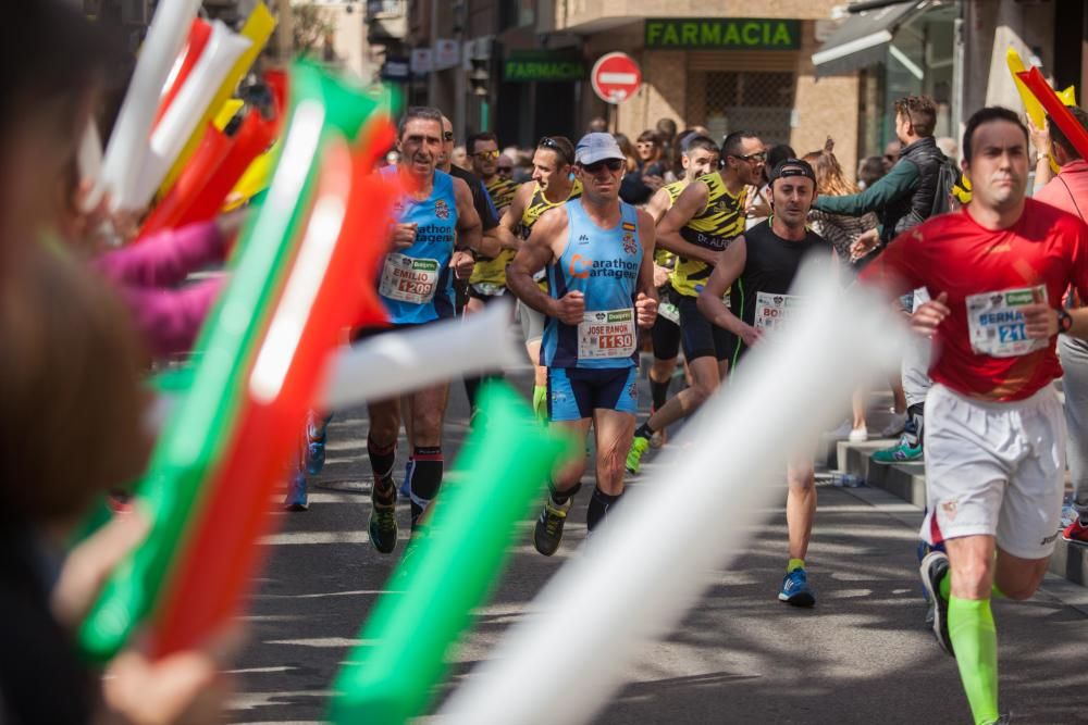 Hassanne Ahouchar gana el 44 maratón de Elche