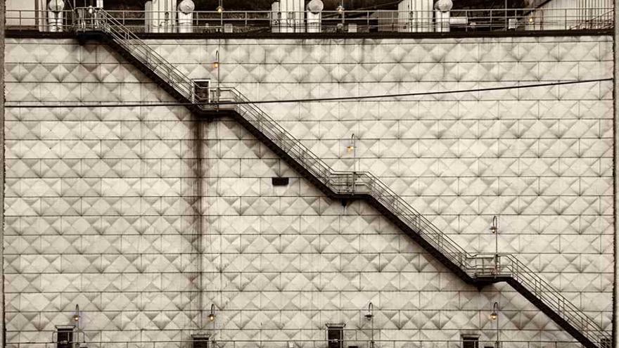 La fotografía de la Térmica de Aboño premiada en el certamen de Incuna 2015.