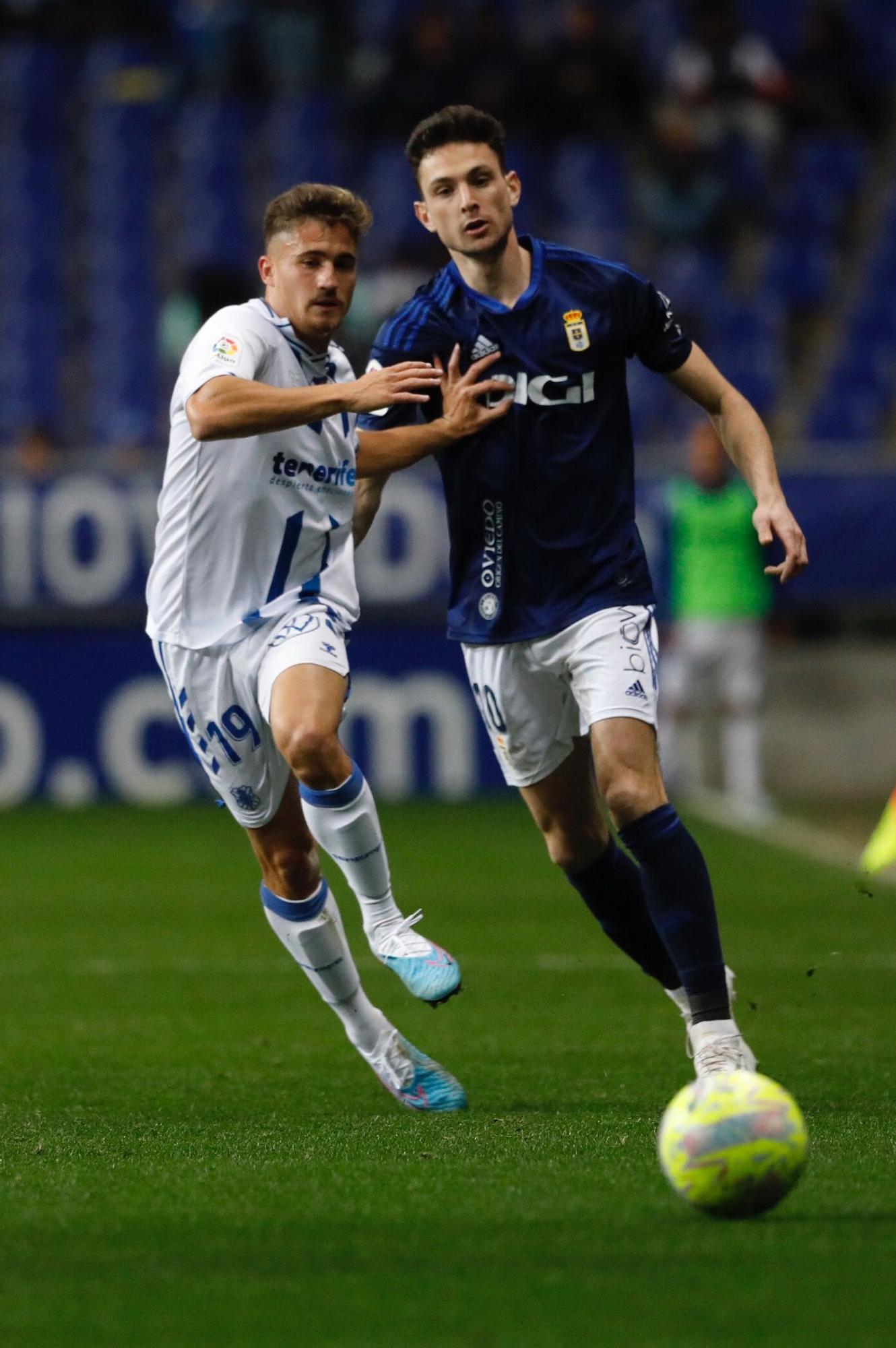 EN IMÁGENES: Así fue el encuentro entre el Real Oviedo y el Tenerife