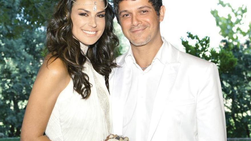 Alejandro Sanz y Raquel Perera, el día de su boda.