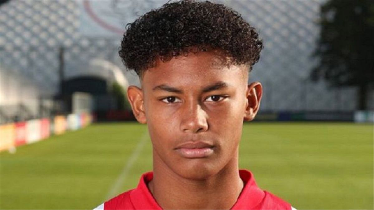 Muere a los 16 años el futbolista Noah Gesser, una de las promesas del Ajax