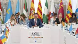 Sánchez corta el grito unánime de los presidentes del PP que piden elecciones: "Serán en 2027, cuando tocan"