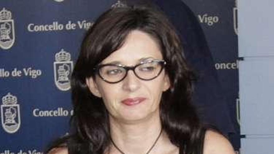 Iolanda Veloso.