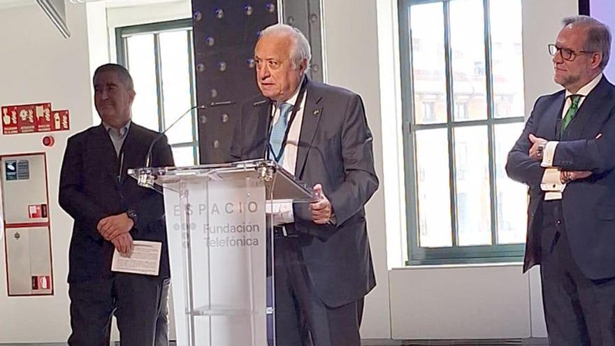 El lucentino Miguel Cuenca Valdivia, reconocido por la asociación de Directores de Recursos Humanos y Abogados Laboristas