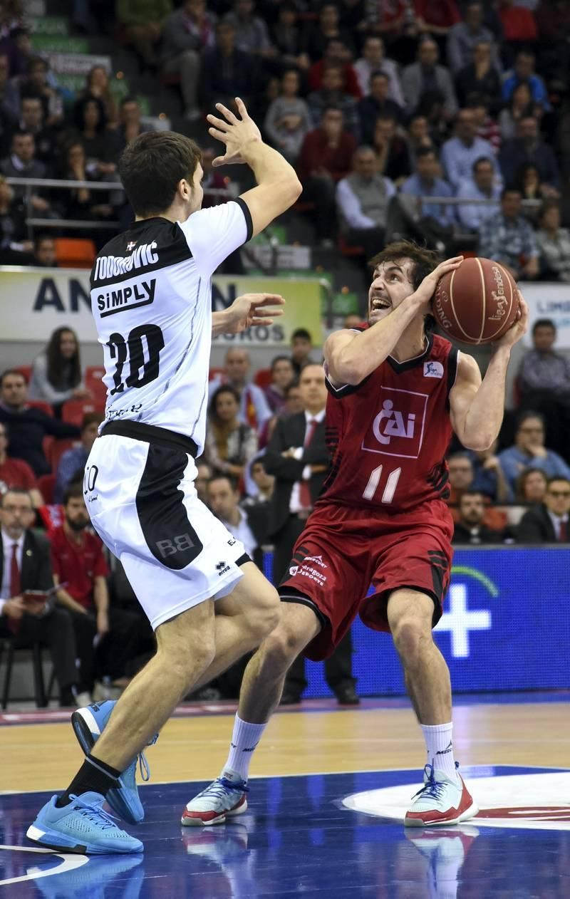 Las mejores imágenes del CAI Zaragoza - Bilbao Basket