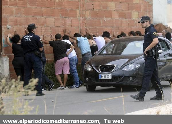 GALERÍA DE FOTOS - Espectacular redada policial en el barrio la Unión