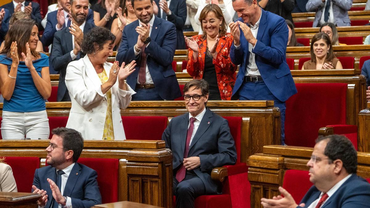 Salvador Illa, justo después de ser investido presidente de la Generalitat este jueves en el Parlament