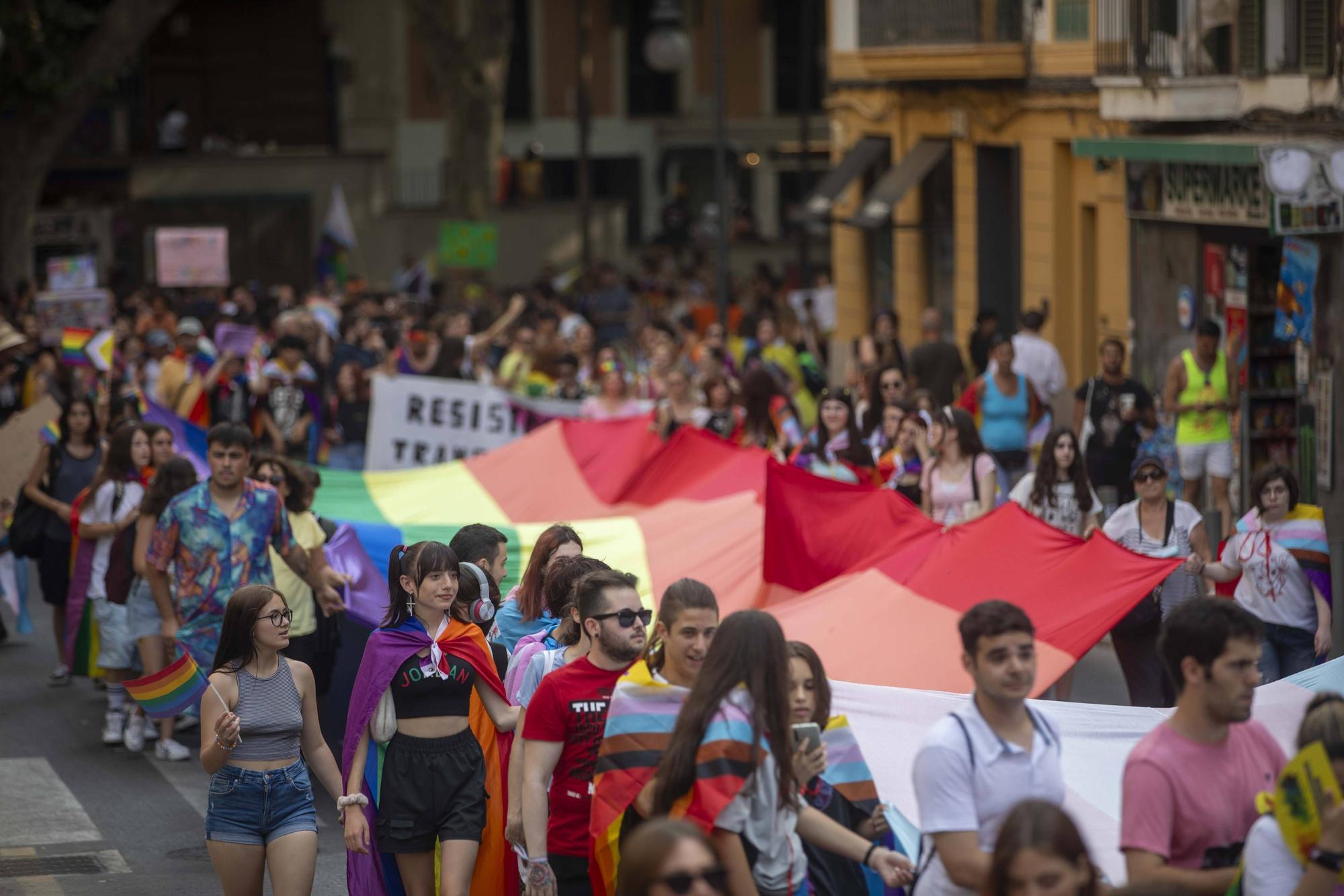 FOTOS | Manifestación del Orgullo LGTBI en Palma
