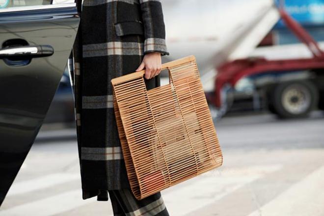 Bolso de láminas de madera