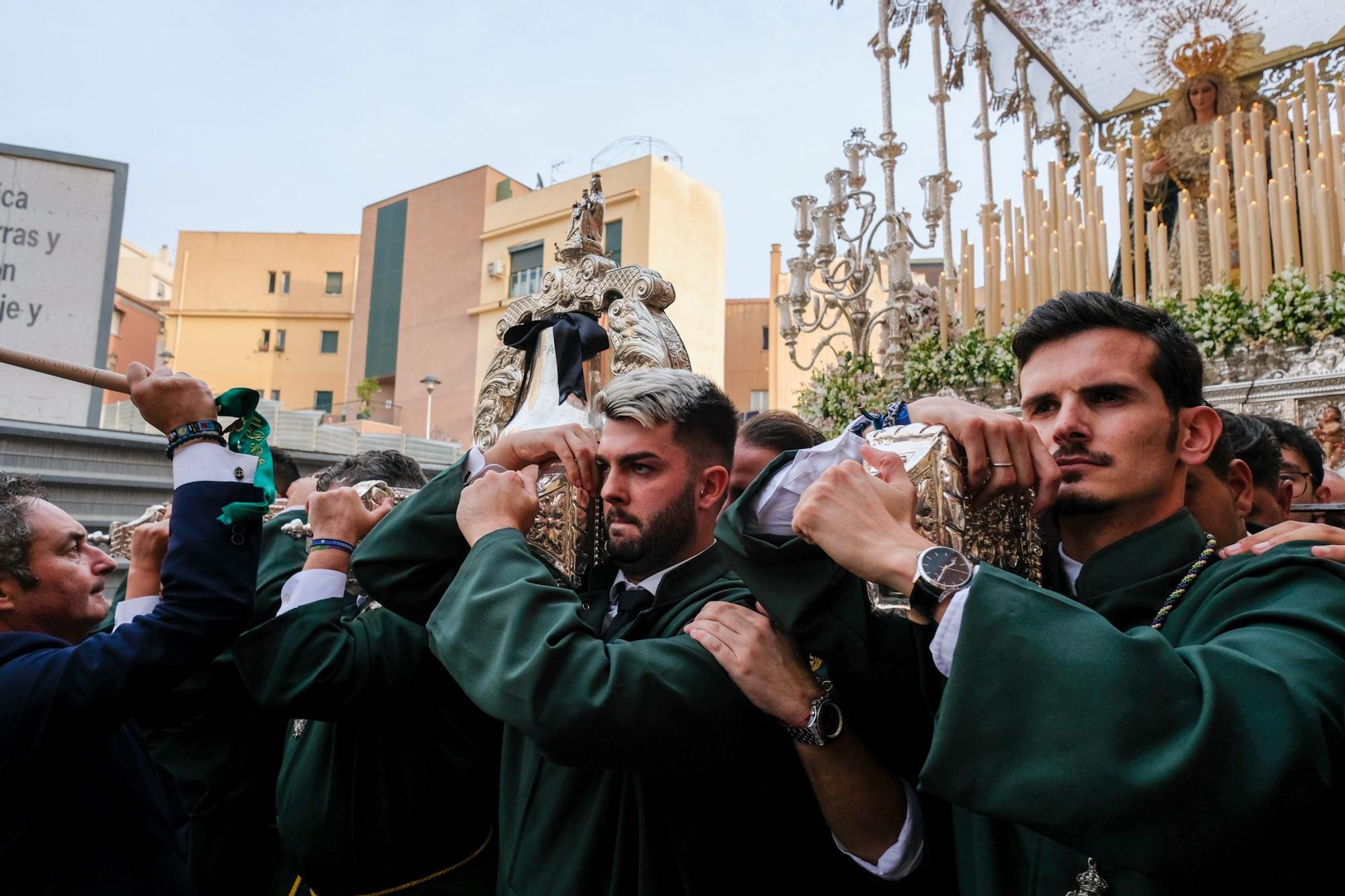 Procesión extraordinaria de la Virgen del Amparo por su 75 aniversario