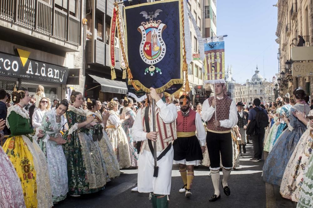 Entrega de premios a las comisiones por las fallas grandes 2019.