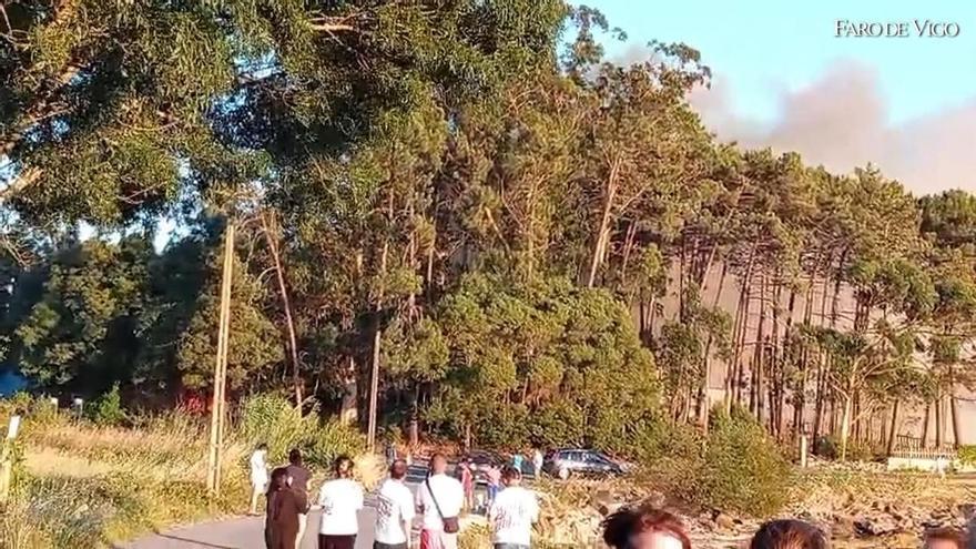 Incendio en un pinar de Tragove