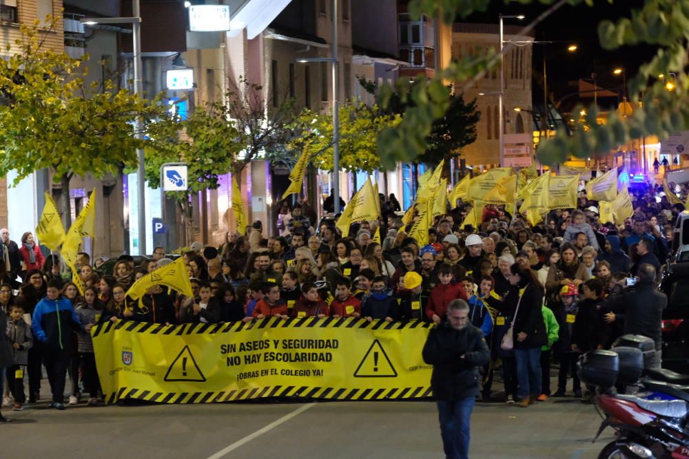 Villena reclama una educación digna