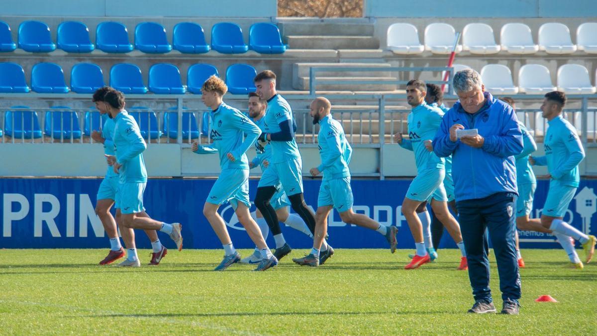 Onésimo, en el entrenamiento de este viernes en el Estadi Balear.