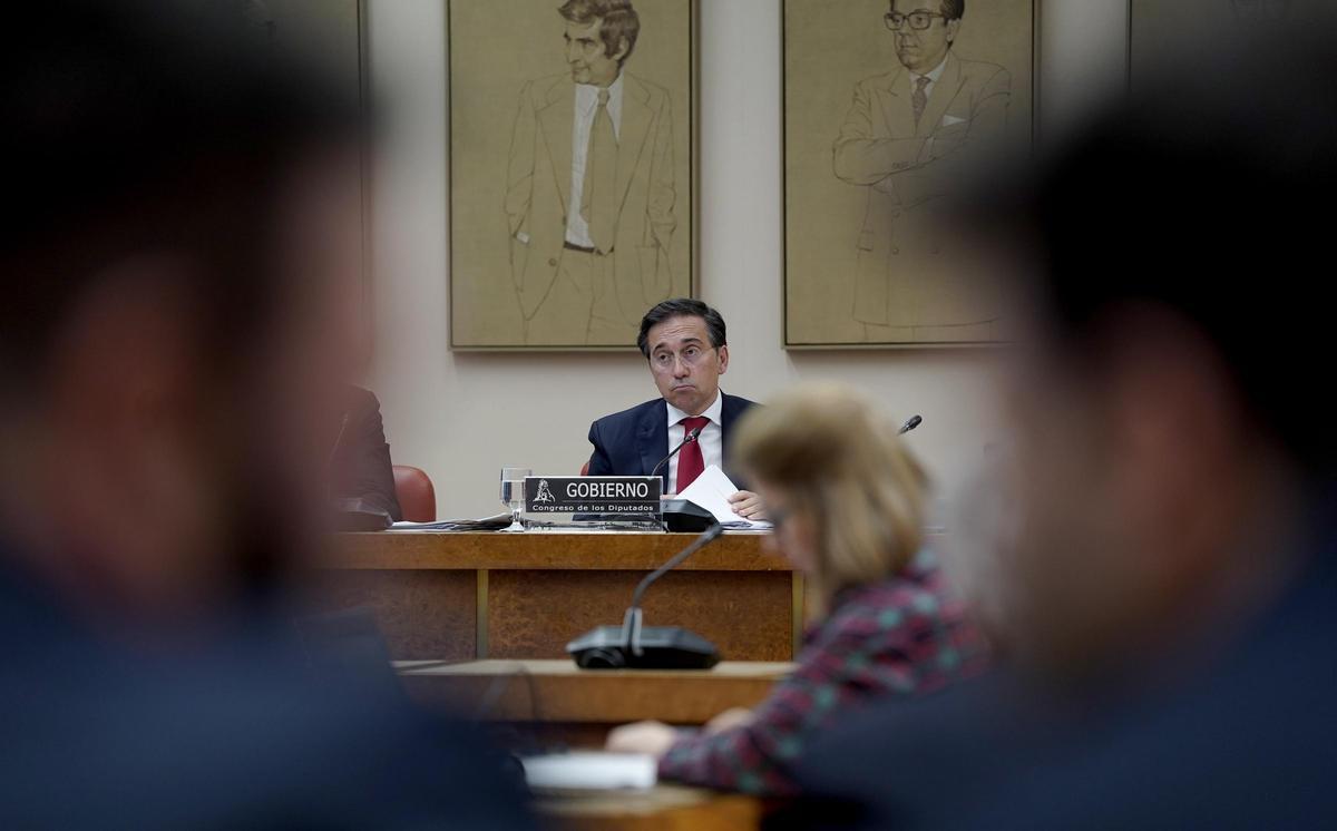 José Manuel Albares, ministro de Exteriores, durante la comisión de Exteriores en la que ha comparecido.