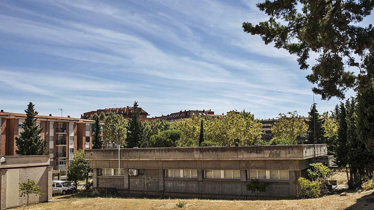 Edificio del antiguo laboratorio de Obras Públicas, en Cardenal Cisneros. | Emilio Fraile