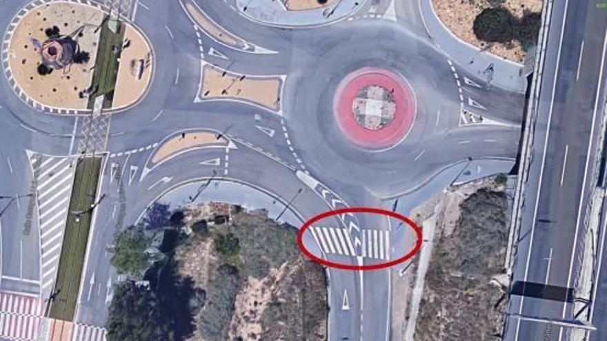 El paso peatonal ya no se encuentra pintado sobre la carretera