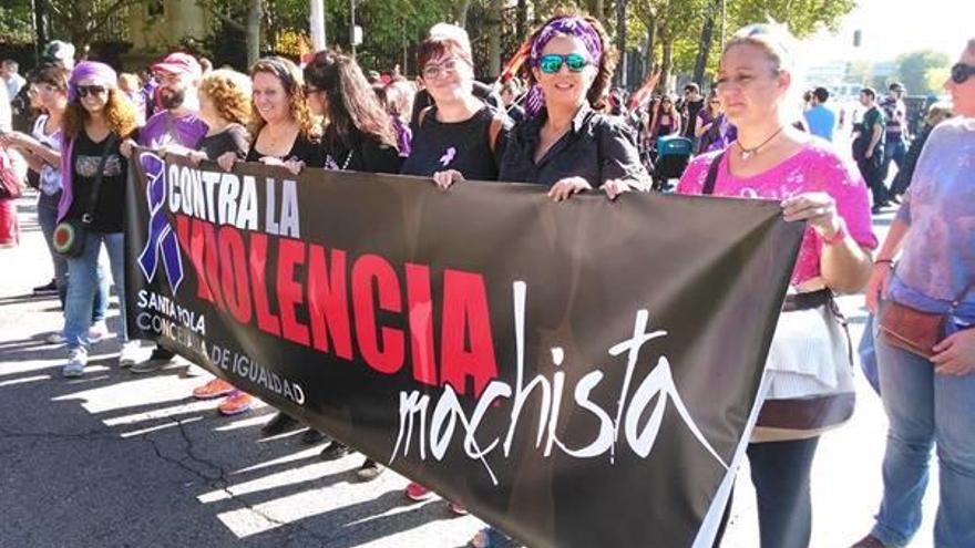 El colectivo feminista en una concentración este verano.