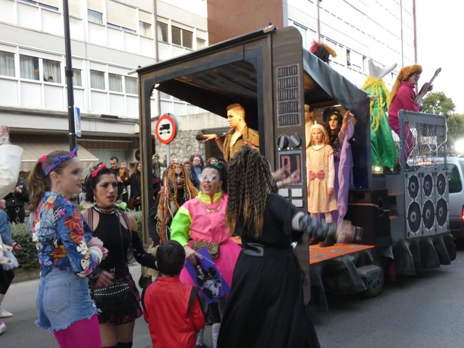 Carnaval 2019: Desfile de Antroxu en Llanes