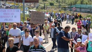 Anterior protesta contra la supresión de paradas de tren AVE en Sanabria. /