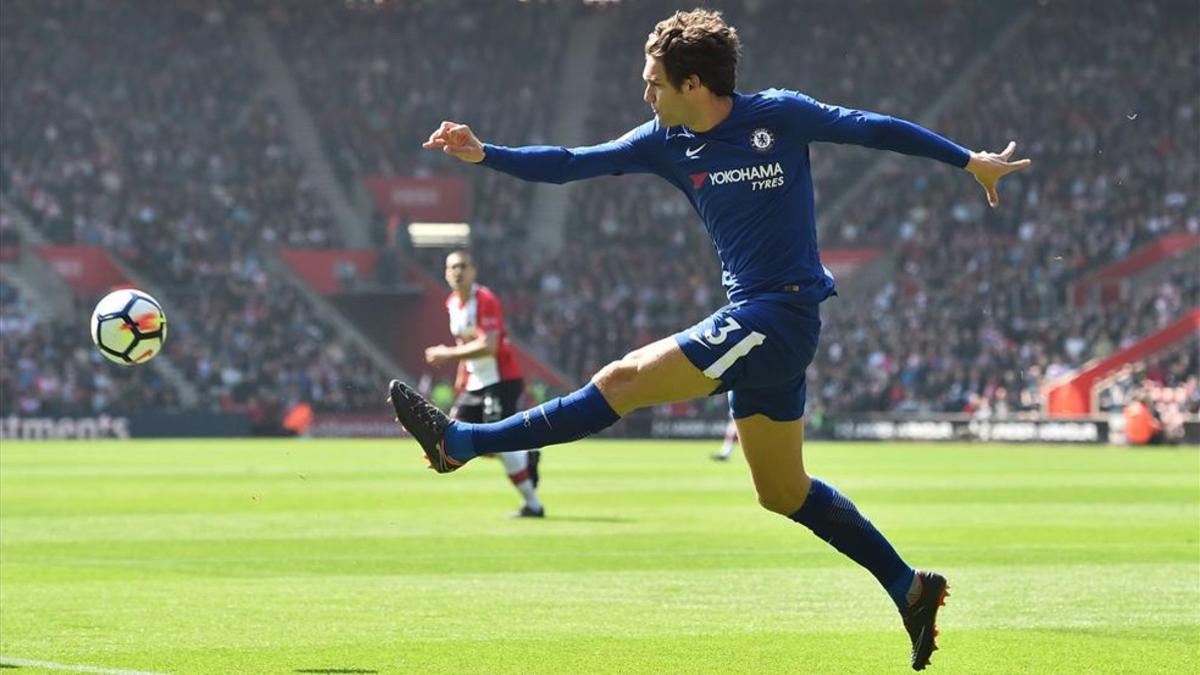 Marcos Alonso, tres partidos de sanción